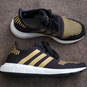 Adidas Swift Run Shoes